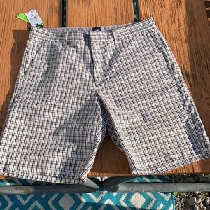 Gap size 31 grey plaid shorts